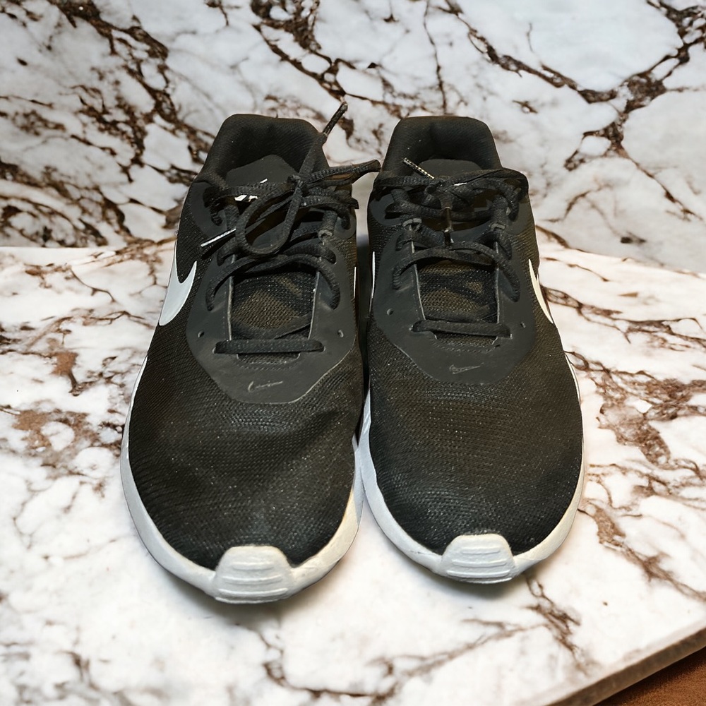 Black Nikes size 12 men’s